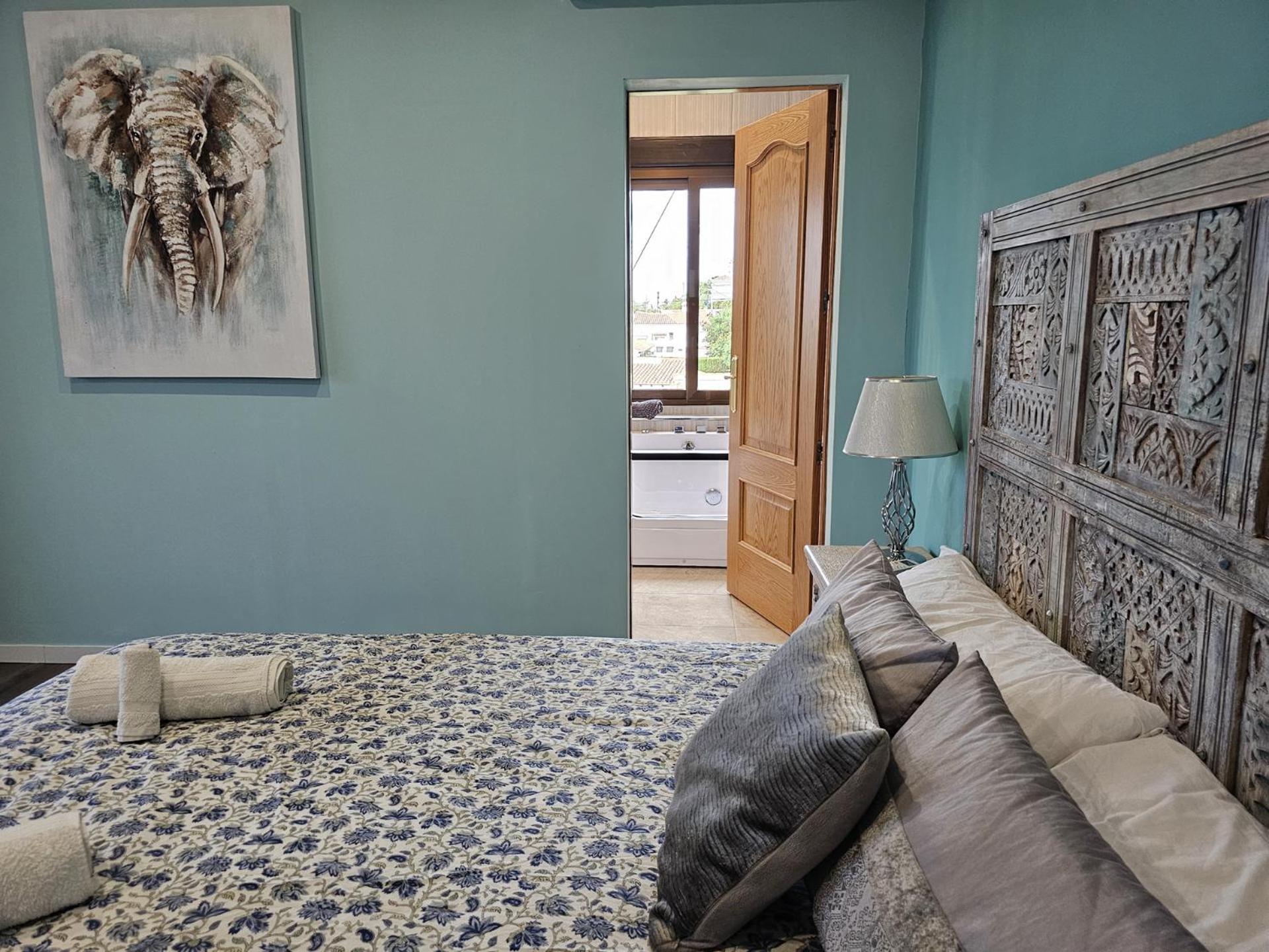 Luxury Villa - Pool, Hot Tub, Aircon, Tvs, Home Cinema, Office, Gbit Internet, Sports Equipment Calpe Bagian luar foto